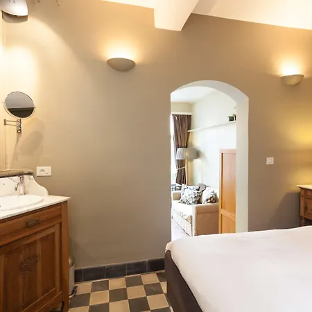 Bed & Breakfast Door 10 4*