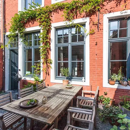 Bed & Breakfast Door 10 Gent