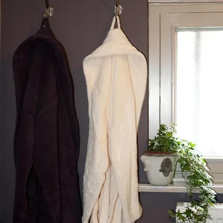 Bed & Breakfast Door 10 Gent