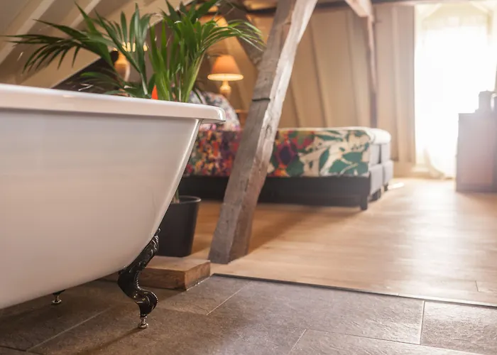 Door 10 ベッド・アンド・ブレックファスト