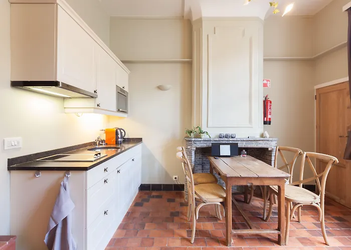 Door 10 ベッド・アンド・ブレックファスト ヘント