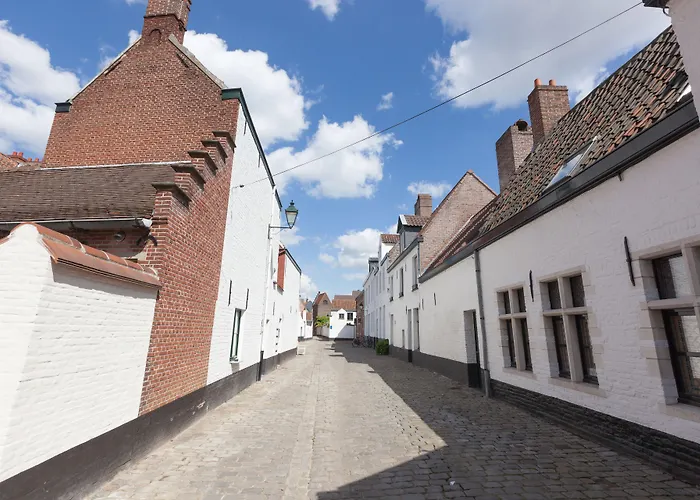 Door 10 ベッド・アンド・ブレックファスト