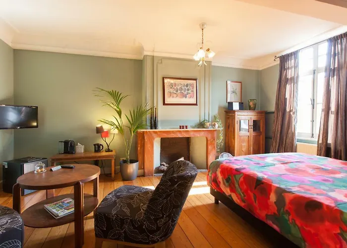 Door 10 ベッド・アンド・ブレックファスト 4*