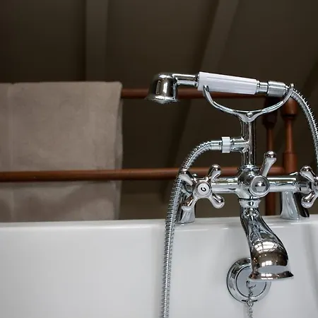 Door 10 4* Γάνδη